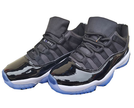 fa78ed80-Air-Jordan-11-Low-Royal-White-20260821.jpg